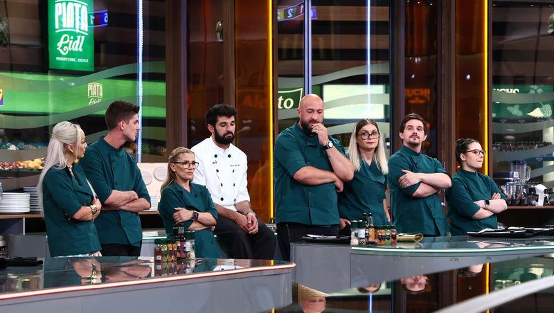 Chefi la cuțite, 7 decembrie 2025. Cine a câștigat primul battle din sezonul 16. Trei echipe au intrat la duel: „E o greșeală?”