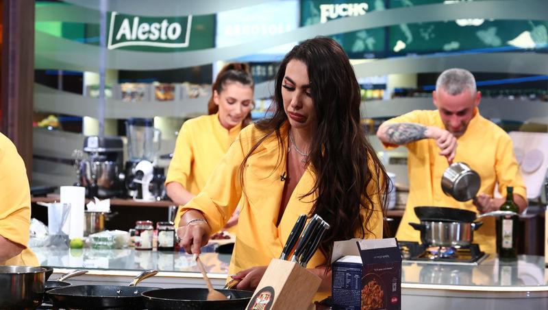 Chefi la cuțite, 7 decembrie 2025. Prima eliminare din sezonul 16. Ce farfurii au dezamăgit jurații: „Mă simt jignit!”