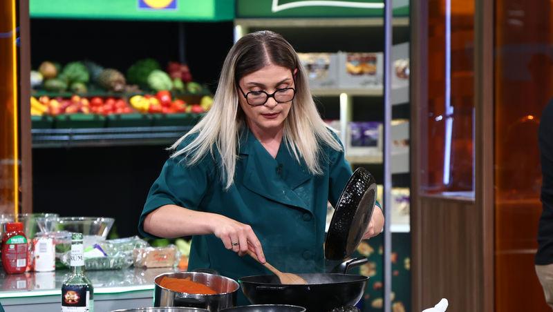 Chefi la cuțite, 7 decembrie 2025. Prima eliminare din sezonul 16. Ce farfurii au dezamăgit jurații: „Mă simt jignit!”