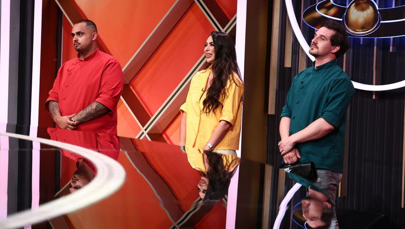 Chefi la cuțite, 7 decembrie 2025. Prima eliminare din sezonul 16. Ce farfurii au dezamăgit jurații: „Mă simt jignit!”