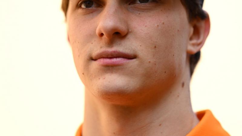 S-au încheiat calificările din Formula 1™ pentru Marele Premiu din Abu Dhabi. Max Verstappen în pole position pe Yas Marina