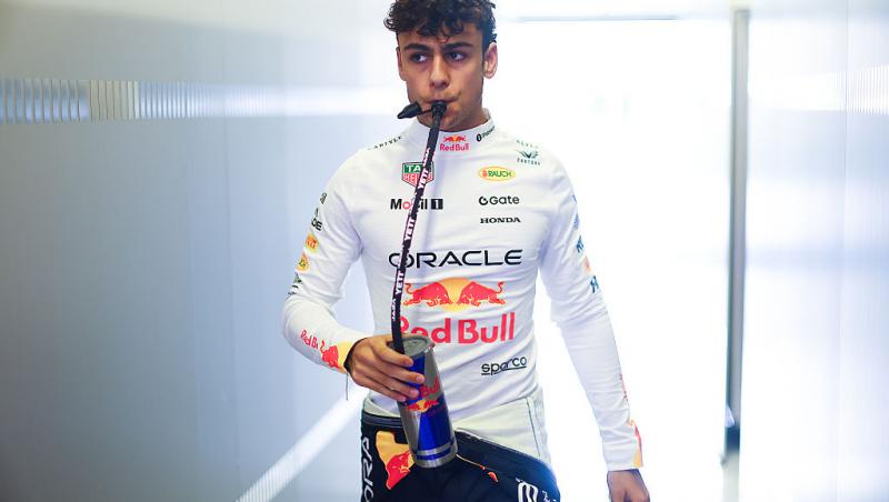 Vezi acum calificările din Formula 1™ pentru Marele Premiu din Abu Dhabi. Lupta pentru pole e LIVE în AntenaPLAY și pe Antena3CNN