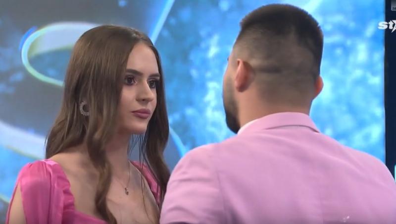 Mireasa, sezon 12. Alex și Florina s-au logodit în direct, la XNS. Momentul tensionat care a avut loc la ultima cerere