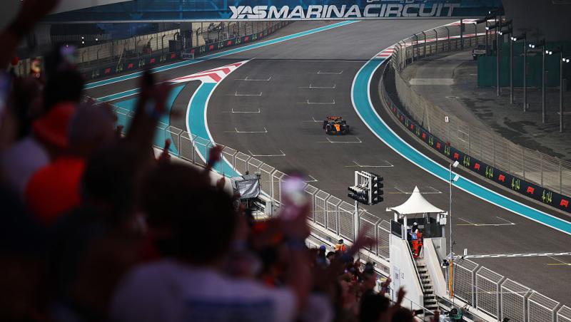 Vezi acum ultima cursă din sezonul 2025 din Formula 1™, Marele Premiu din Abu Dhabi.Spectacolul e LIVE pe Antena1 și în AntenaPLAY