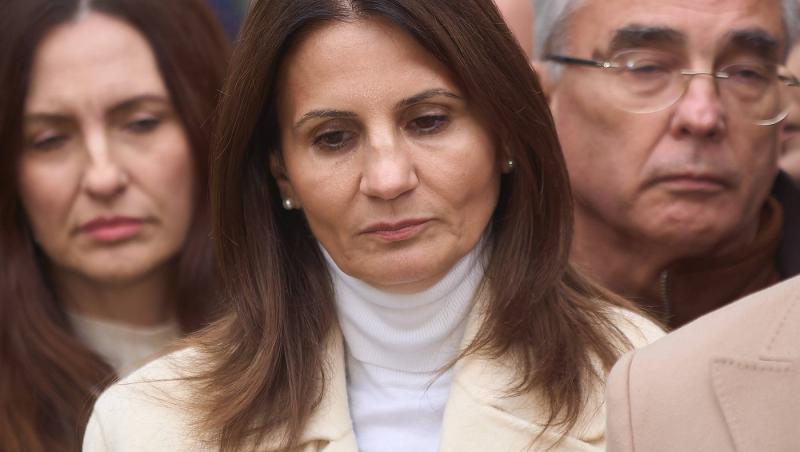 Cum a apărut Anca Alexandrescu la secția de votare. A venit singură și s-a declarat emoționată: „Este experiența vieții mele”