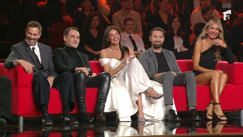 Ramona Olaru a împărțit internetul în două tabere rivale cu bradul ei. Ce i-a scos din minți pe internauți