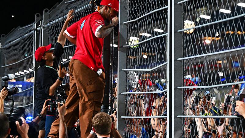 Lewis Hamilton, decizie radicală după cel mai slab sezon în Formula 1™. Multiplul campion mondial a făcut anunțul după Abu Dhabi