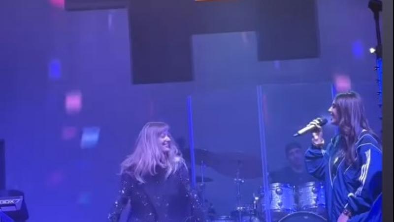 Delia și-a serbat ziua de naștere pe scenă. Tortul primit a făcut senzație. Cum a petrecut artista la 43 de ani