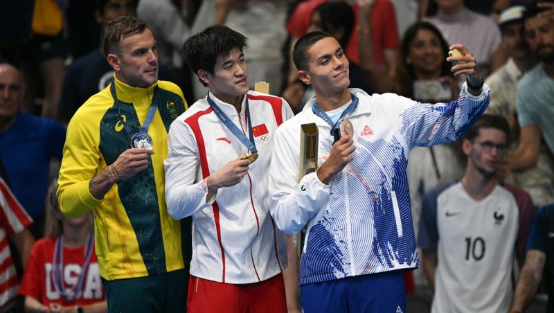 Ministrul Educației consideră că David Popovici trebuie „protejat”. De ce îi atrage atenția campionului olimpic