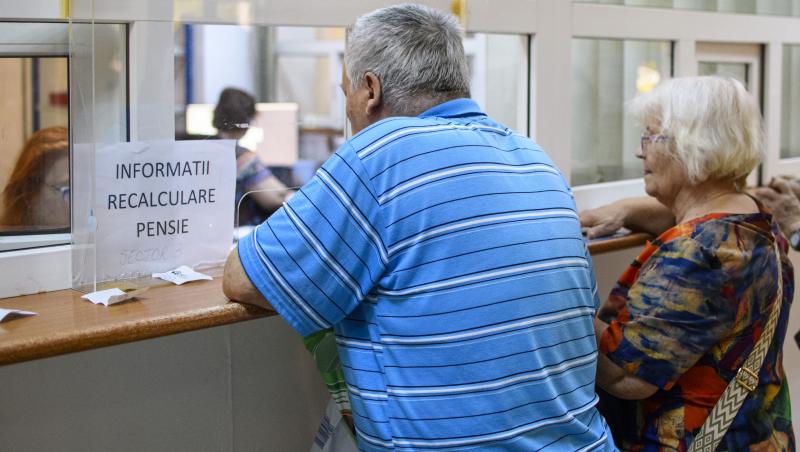 Cine sunt pensionarii care primesc mai puțin cu 300 de lei în plic. Ce se întâmplă cu pensiile