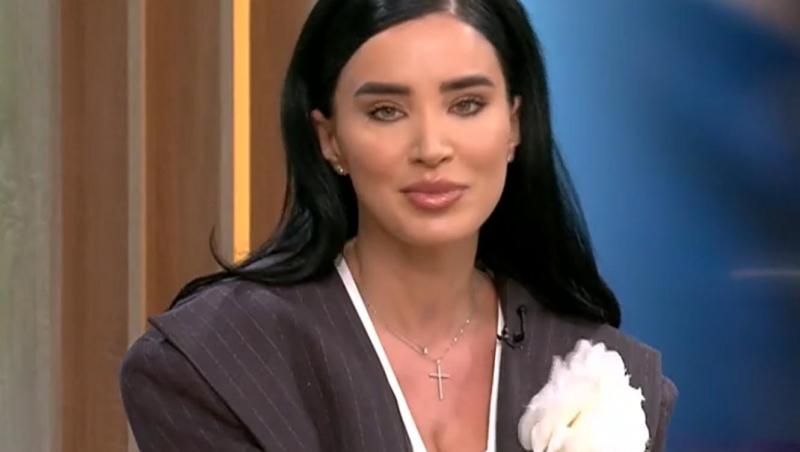 La ce intervenție estetică a apelat Adelina Pestrițu. A fost necesară anestezia totală