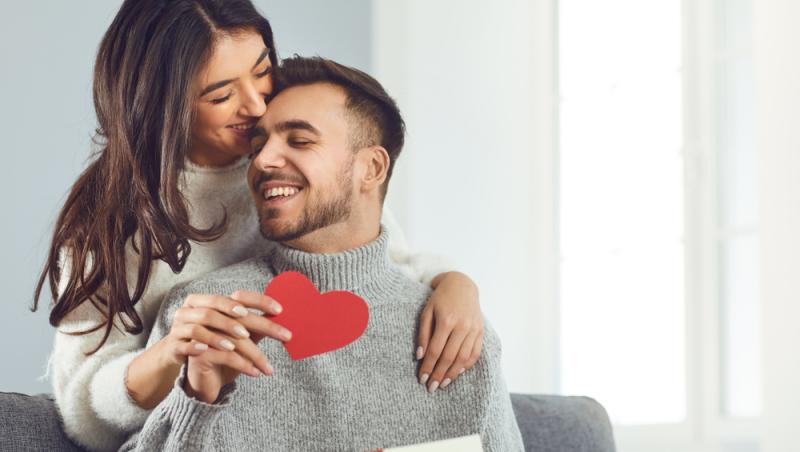 Ce cadouri să nu oferi de Ziua Îndrăgostiților. Ce semnificație surprinzătoare au