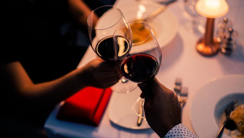 Valentine’s Day, mai scump în 2025. Cât au scos din buzunare cuplurile pentru o escapadă de neuitat
