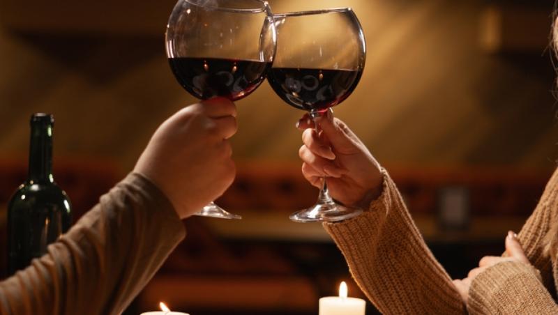 Valentine’s Day, mai scump în 2025. Cât au scos din buzunare cuplurile pentru o escapadă de neuitat