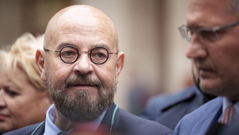 ANPC a închis aproape 60 de centre de îngrijire a persoanelor vârstnice. Au fost găsite nereguli în 632 de locații