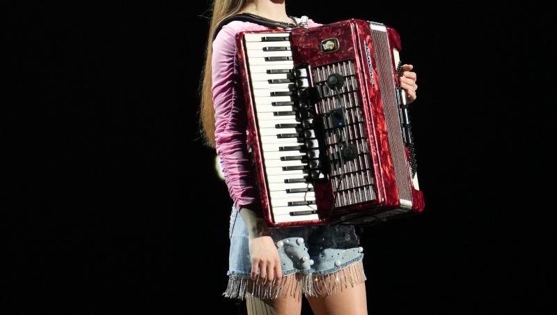 Alexandrina Gaviuc a mizat pe acordeonul și vocea uimitoare, iar pe jurații X Factor i-a dat pe spate. „Puya: „Ceva original!”