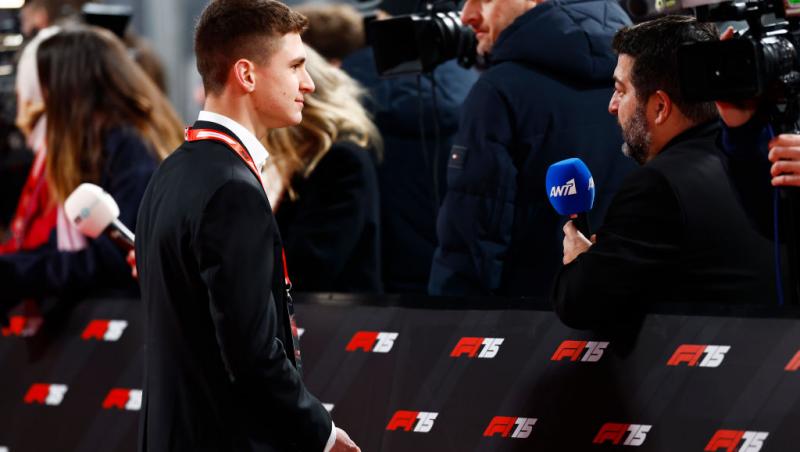 Imagini spectaculoase de la cea de-a 75-a aniversare a Campionatului Mondial de Formula1™.Cum arată monoposturile din 2025 | VIDEO