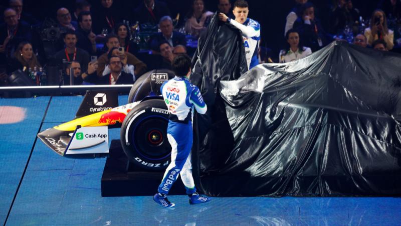 Imagini spectaculoase de la cea de-a 75-a aniversare a Campionatului Mondial de Formula1™.Cum arată monoposturile din 2025 | VIDEO