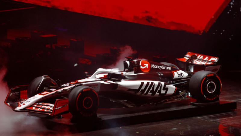 Imagini spectaculoase de la cea de-a 75-a aniversare a Campionatului Mondial de Formula1™.Cum arată monoposturile din 2025 | VIDEO