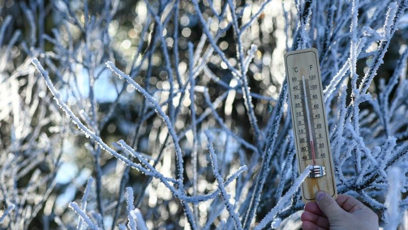 După codul galben de ninsori, vine gerul. Ce avertizează meteorologii pentru zilele următoare