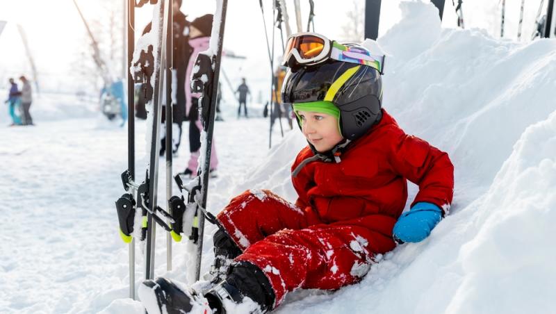 Ce buget trebuie să aibă părinții pentru taberele de schi ale copiilor. Cât costă cinci zile la Păltiniș