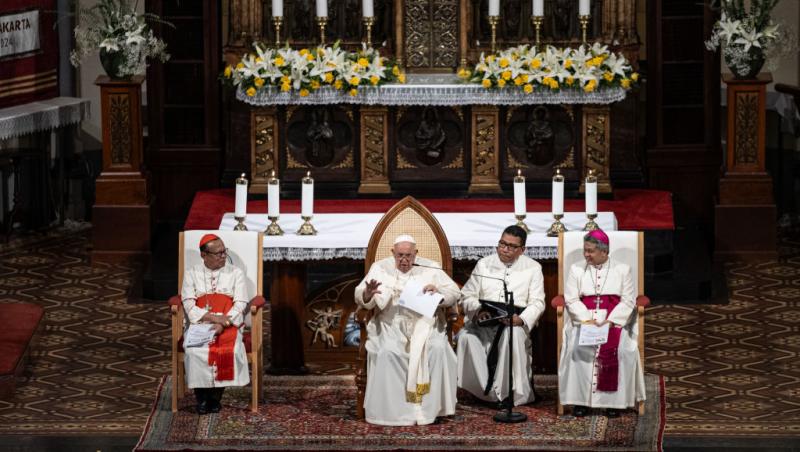 Cine este potențialul succesor al Papei Francisc. Liderul Bisericii Romano-Catolice s-a stins din viață la 88 de ani