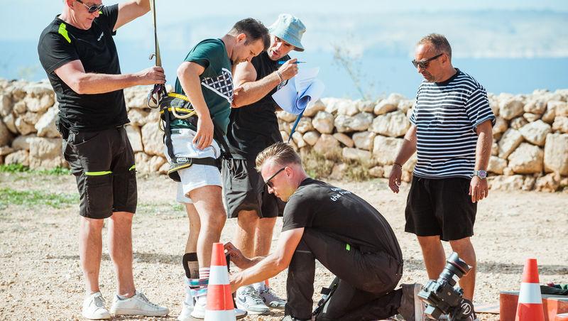 Power Couple România sezon 2, 24 februarie 2025. Un cuplu a renunțat la proba „Bărbatul meu e praștie”. Cine a câștigat avantajul