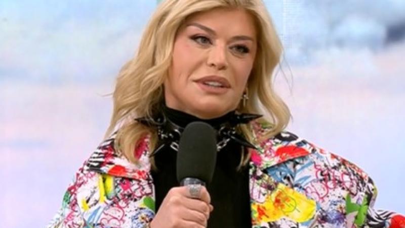 Loredana, într-o salopetă mulată cu un decolteu generos. Artista și-a surprins fanii în zăpadă