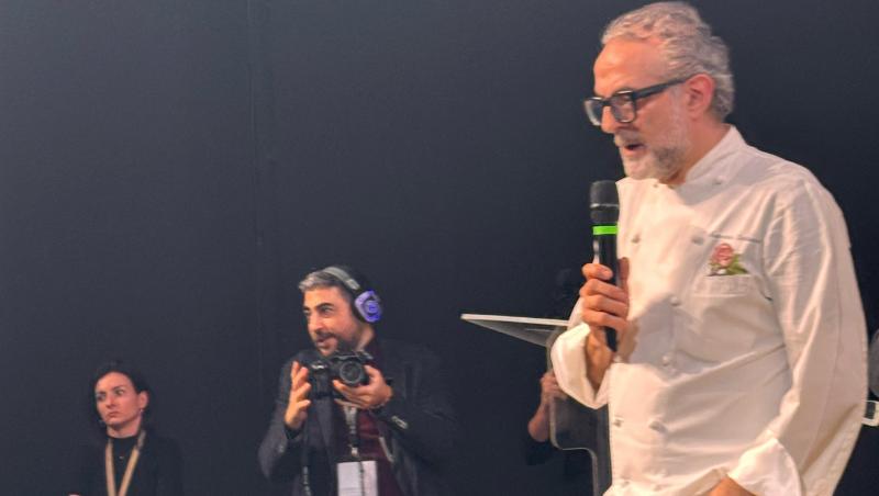 Chef Richard Abou Zaki, aniversare emoționantă alături de Chef Massimo Bottura la Congresul Internațional al bucătarilor,la Milano