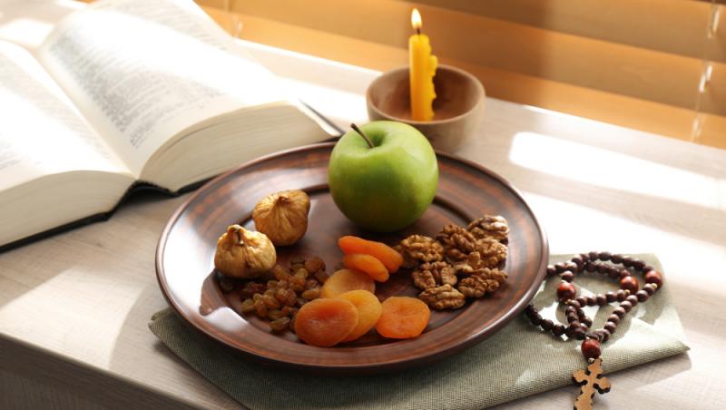 Care sunt alimentele permise pentru consum până la Lăsata Secului. Ce este Săptămâna Albă și de ce se ține înainte de post