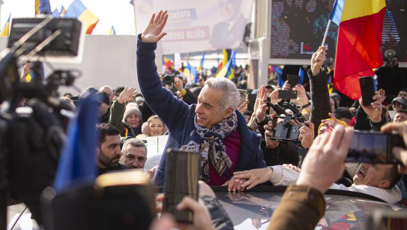 Călin Georgescu a fost ridicat de poliție în trafic. Candidatul independent urma să își depună din nou candidatura la Președinție