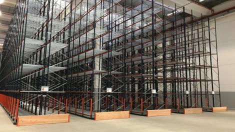 (P) Activitatea ta presupune și depozitarea de paleți? Atunci ai nevoie de rafturile metalice potrivite!
