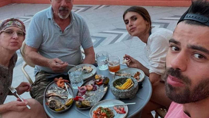 Cum arată părinții lui Ștefan Floroaica de la Asia Express. Actorul ține foarte mult la mama sa