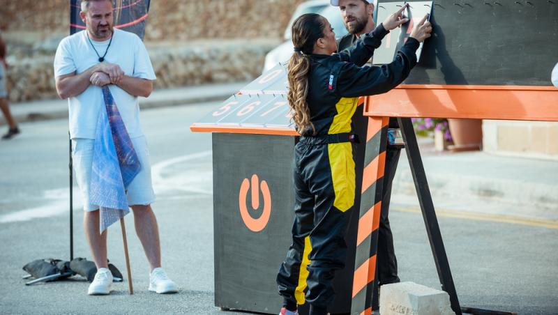 Power Couple România sezon 2, 4 februarie 2025. Ce cuplu e propus la eliminare. Cum s-au descurcat fetele la proba „Calc-o tată!”