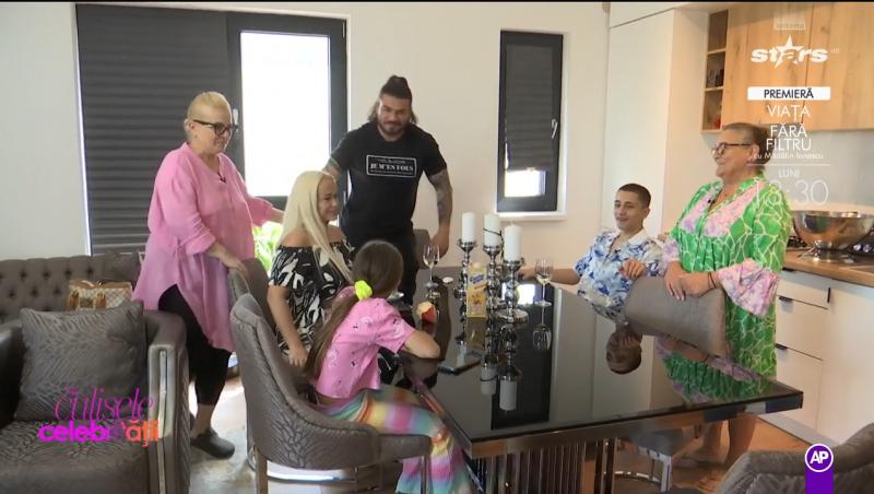 Cum arată soacra Andei Adam de la Asia Express. Cum se înțeleg cele două