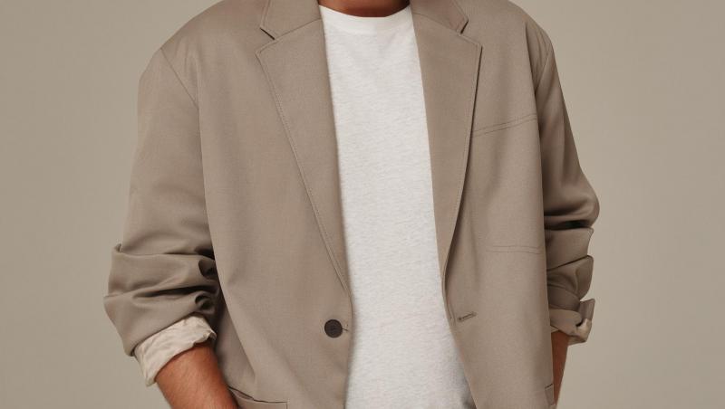 Vlad Udrescu, dezvăluiri despre sine, dar și despre pasiunea pentru teatru și rolul din Ana - Mi-ai fost scrisă în ADN | Exclusiv