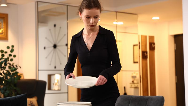 Ana, Mi-ai fost scrisă în ADN | Episodul 5 din 6 februarie 2025. Alexia află că Ana este sora ei. Cine i-a spus