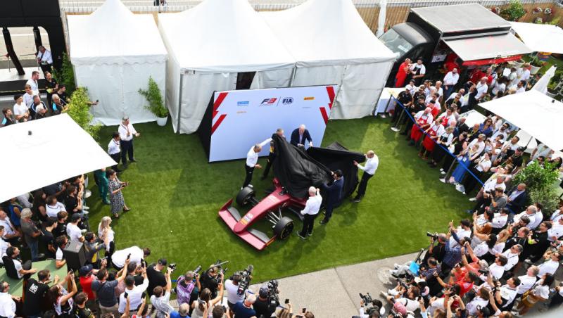 Calendarul lansărilor monoposturilor Formula 1™ 2025. Când se pregătesc echipele să prezinte noile mașini