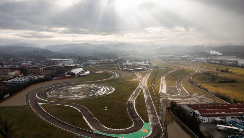 Calendarul lansărilor monoposturilor Formula 1™ 2025. Când se pregătesc echipele să prezinte noile mașini