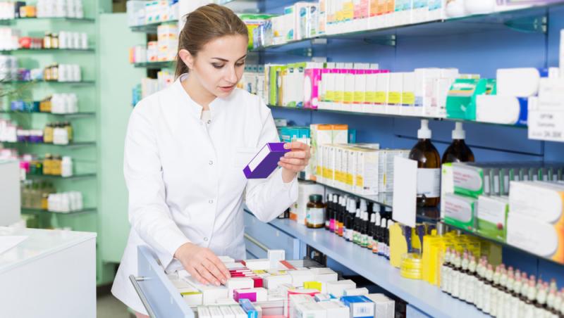 O nouă provocare de pe TikTok bagă elevii în spitale. Ce este „Paracetamol challenge”. Poate duce la deces