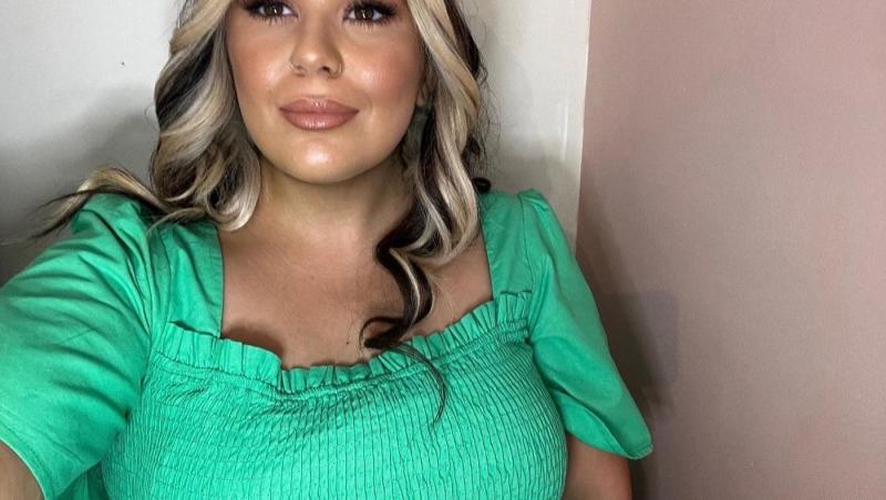 O femeie a crezut că are doar o durere de burtă, dar medicii au rămas muți de uimire când au văzut ce are în corp, de fapt