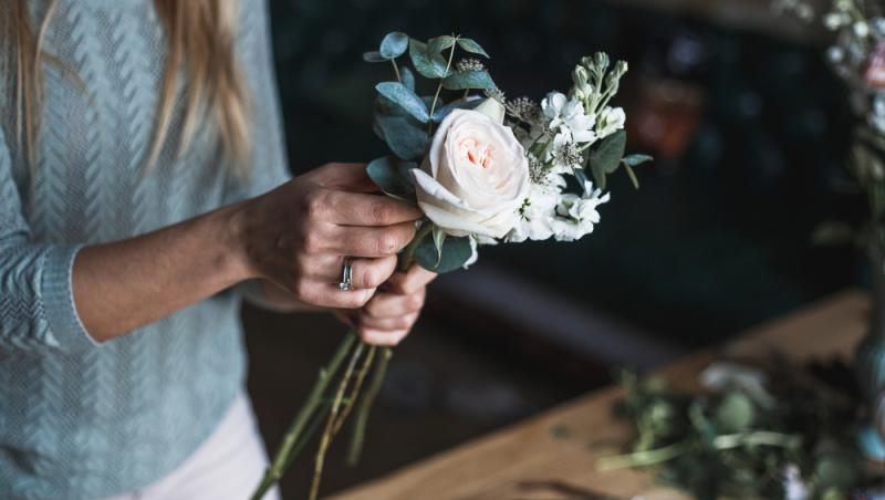 Ce semnifică numărul de trandafiri pe care îi primești în dar. Care este mesajul subtil din spate