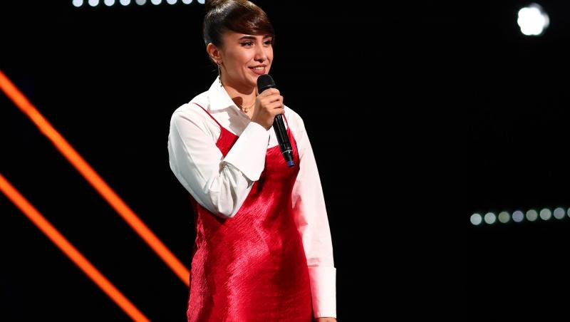 La doar 19 ani, Alexia Mocăniță a ridicat sala în picioare la X Factor. A renunțat la o carieră de avocat pentru muzică