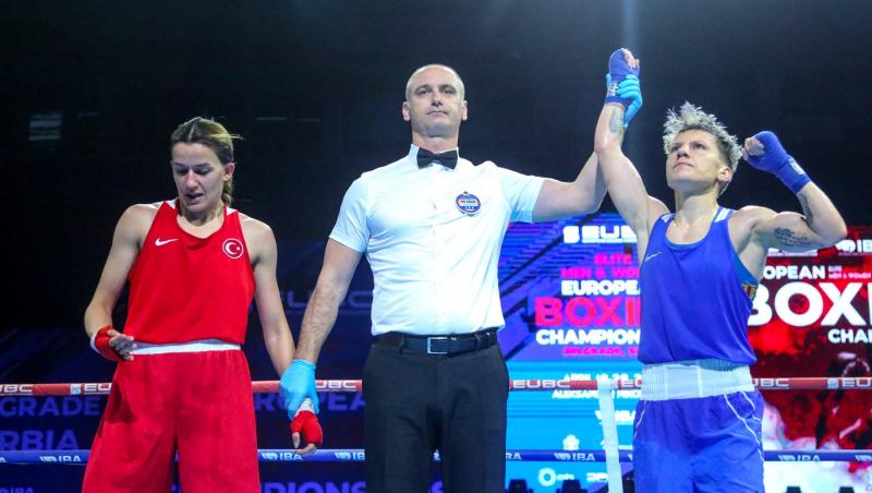 Lăcrămioara Perijoc luptă azi la Campionatul Mondial de box feminin 2025. Programul complet al româncelor