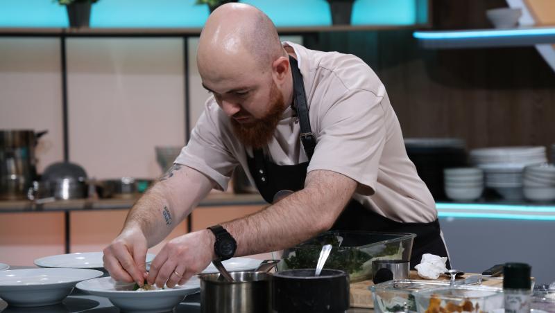 Chefi la cuțite, sezonul 15, 10 martie 2025. Cine a câștigat prima amuletă și ce concurenți i-au impresionat pe jurați