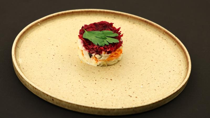 Chefi la cuțite, sezonul 15, 10 martie 2025. Cine a câștigat prima amuletă și ce concurenți i-au impresionat pe jurați