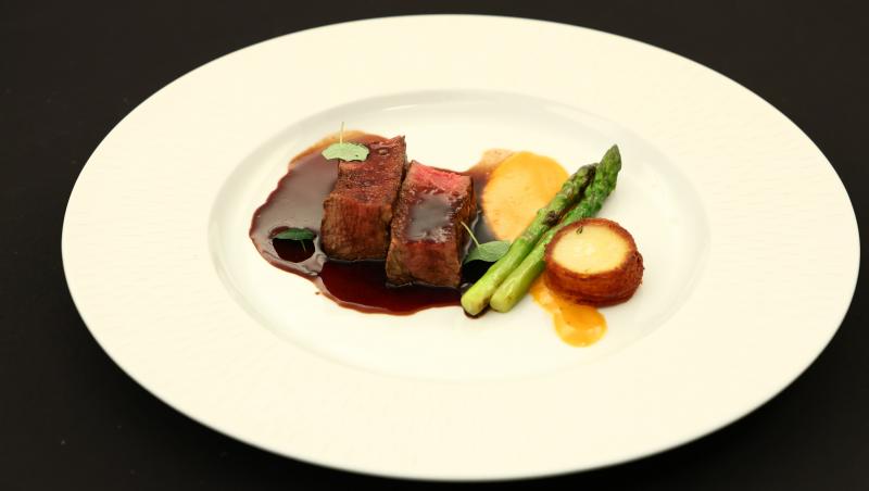 Chefi la cuțite, sezonul 15, 10 martie 2025. Cine a câștigat prima amuletă și ce concurenți i-au impresionat pe jurați