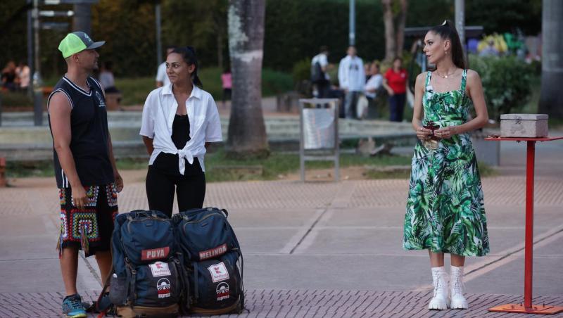 În ce ipostaze romantice s-au lăsat surprinși Puya și soția lui, Melinda. Ce imagini a publicat artistul pe rețelele sociale