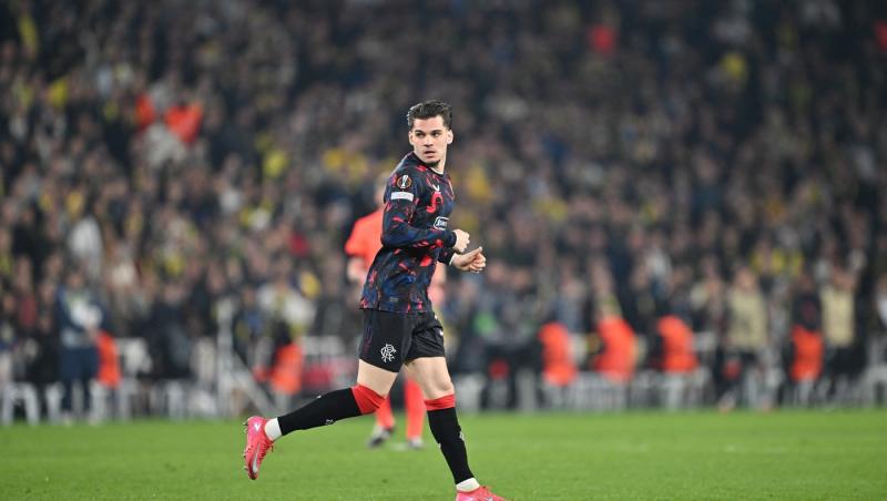 Motivul neașteptat pentru care Ianis Hagi a lipsit de la ceremonia de decorare a tatălui său. Ce s-a întâmplat