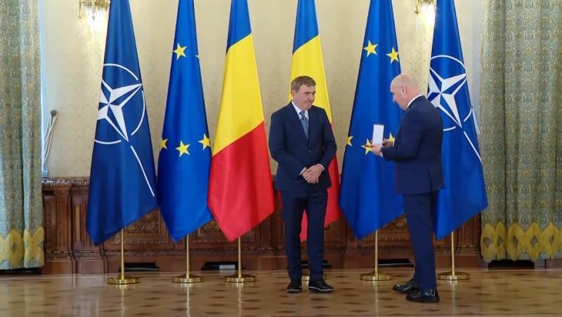 Cum a impresionat Marilena Hagi la decorarea lui Gică Hagi cu Ordinul Naţional „Steaua României”. Ținuta ei a fost de senzație